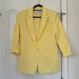 ⚜️ Vici Dolls Endless Rose Yellow Blazer & Shorts set